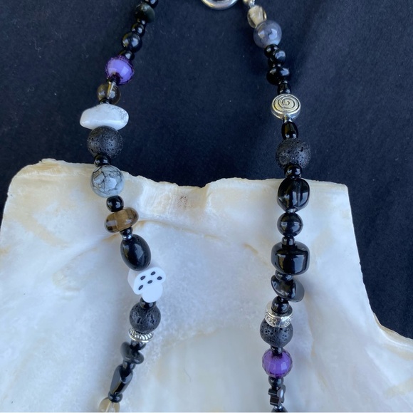 Black & White Beaded Necklace Mushroom Yin Yang Dice Flowers Spiral Silver Mix - Picture 6 of 10